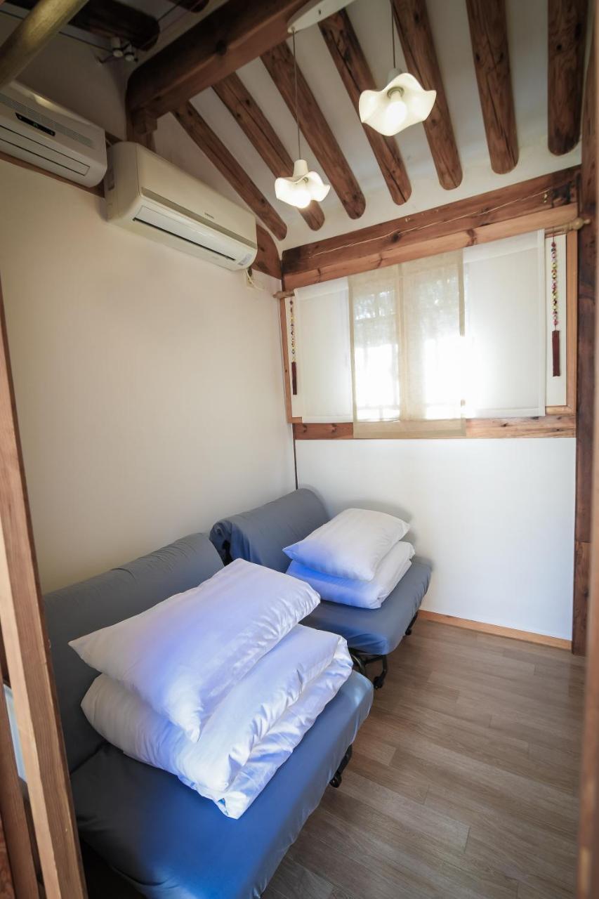 Cheong Yeon Jae Hanok Guest house 2*