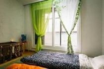 Hotel K-girl - Caters To Women