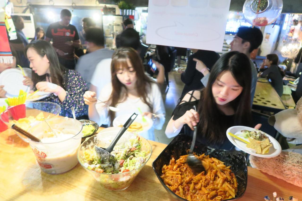 Inno & Bar Hongdae 2*
