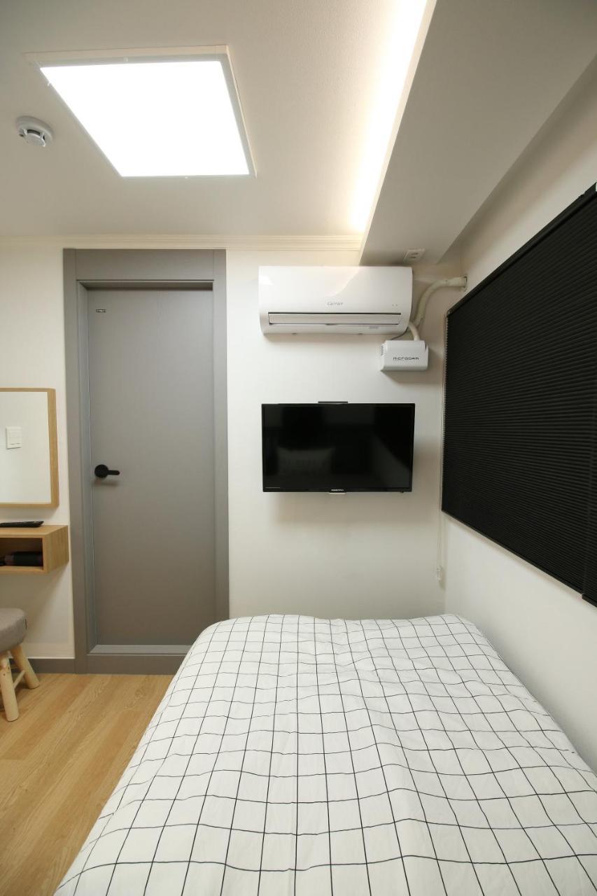 Heima Hongdae Guest house 2*