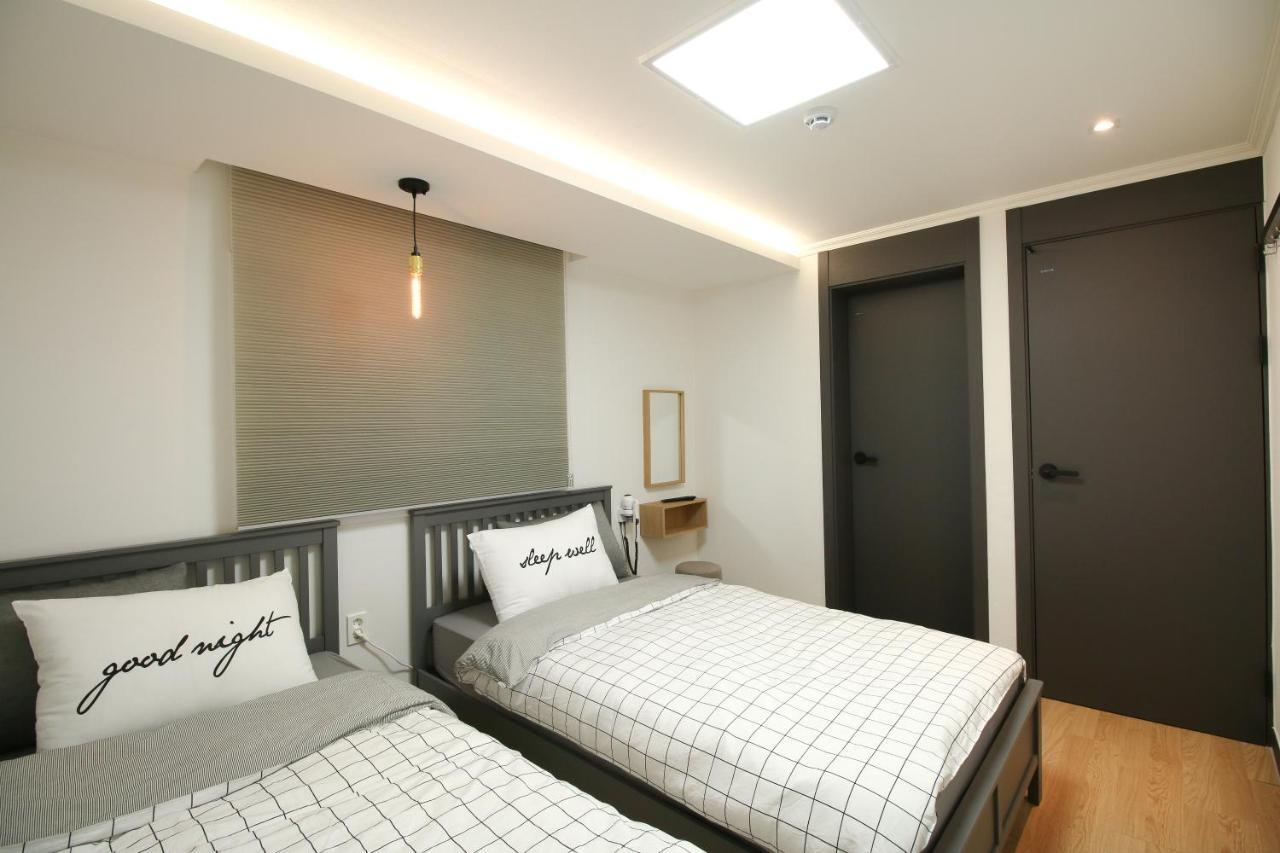 Heima Hongdae Guest house 2*