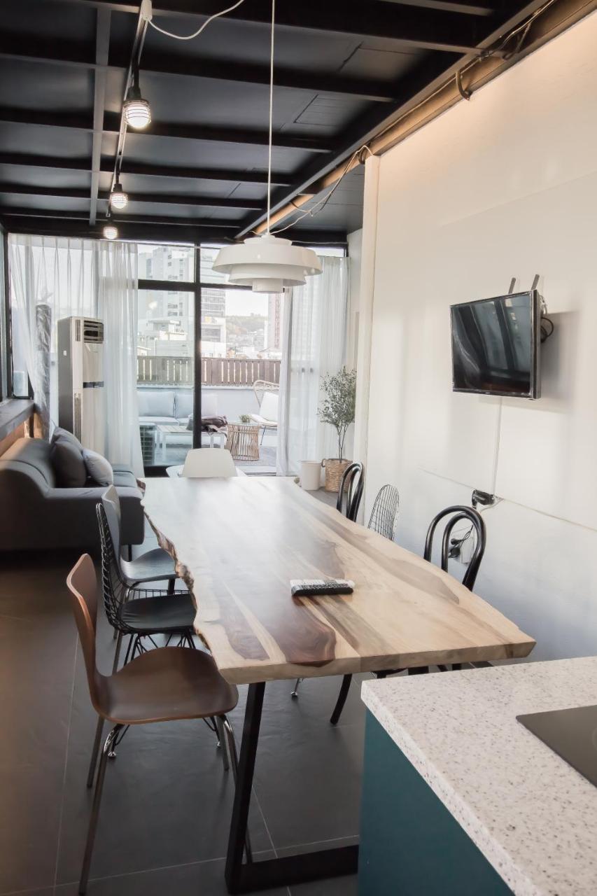 Dada Hongdae Guest house *