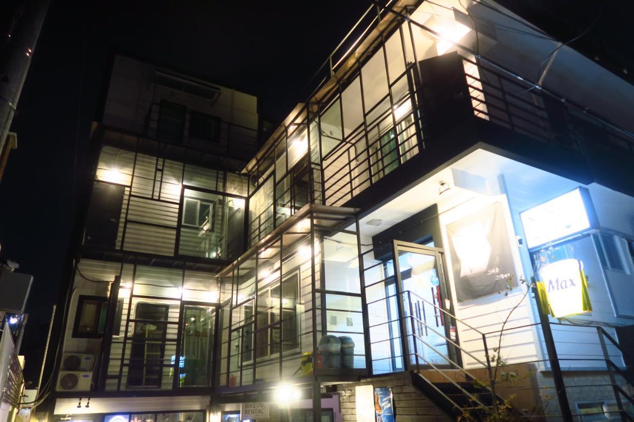 Inno & Bar Hongdae Guest house 2*