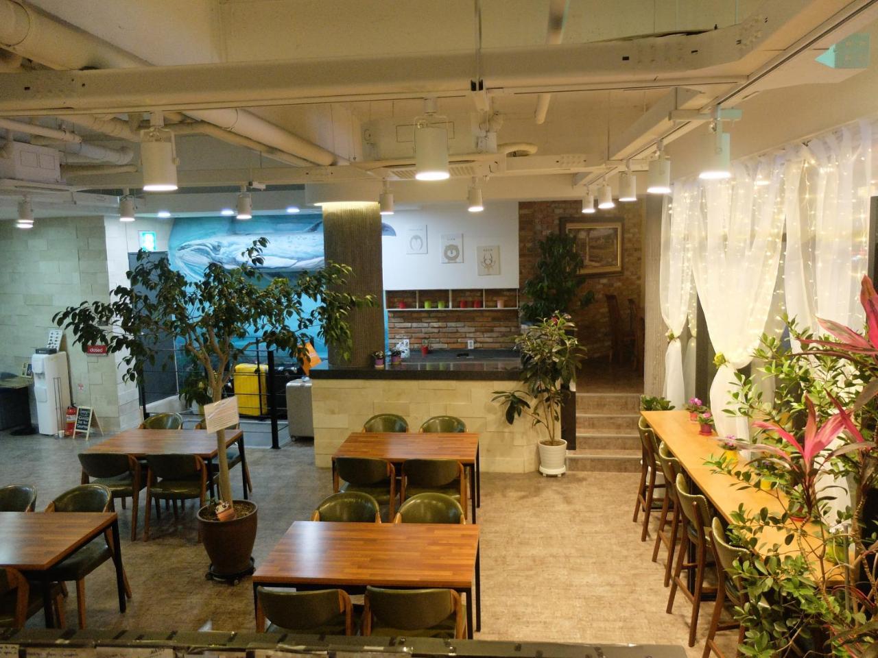 Ehwa In Myeongdong Guest house 2*