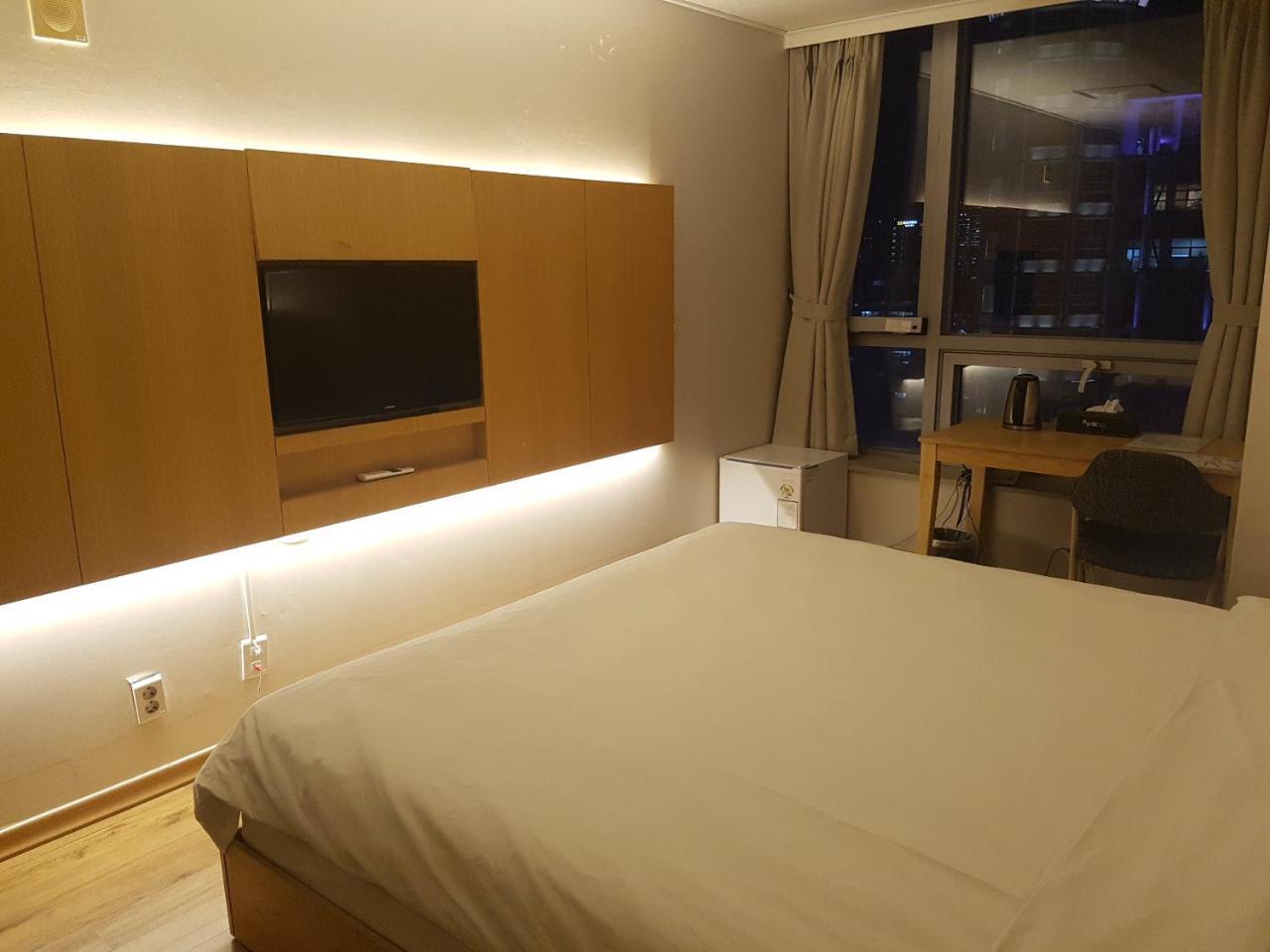 Apm 2* Seoul