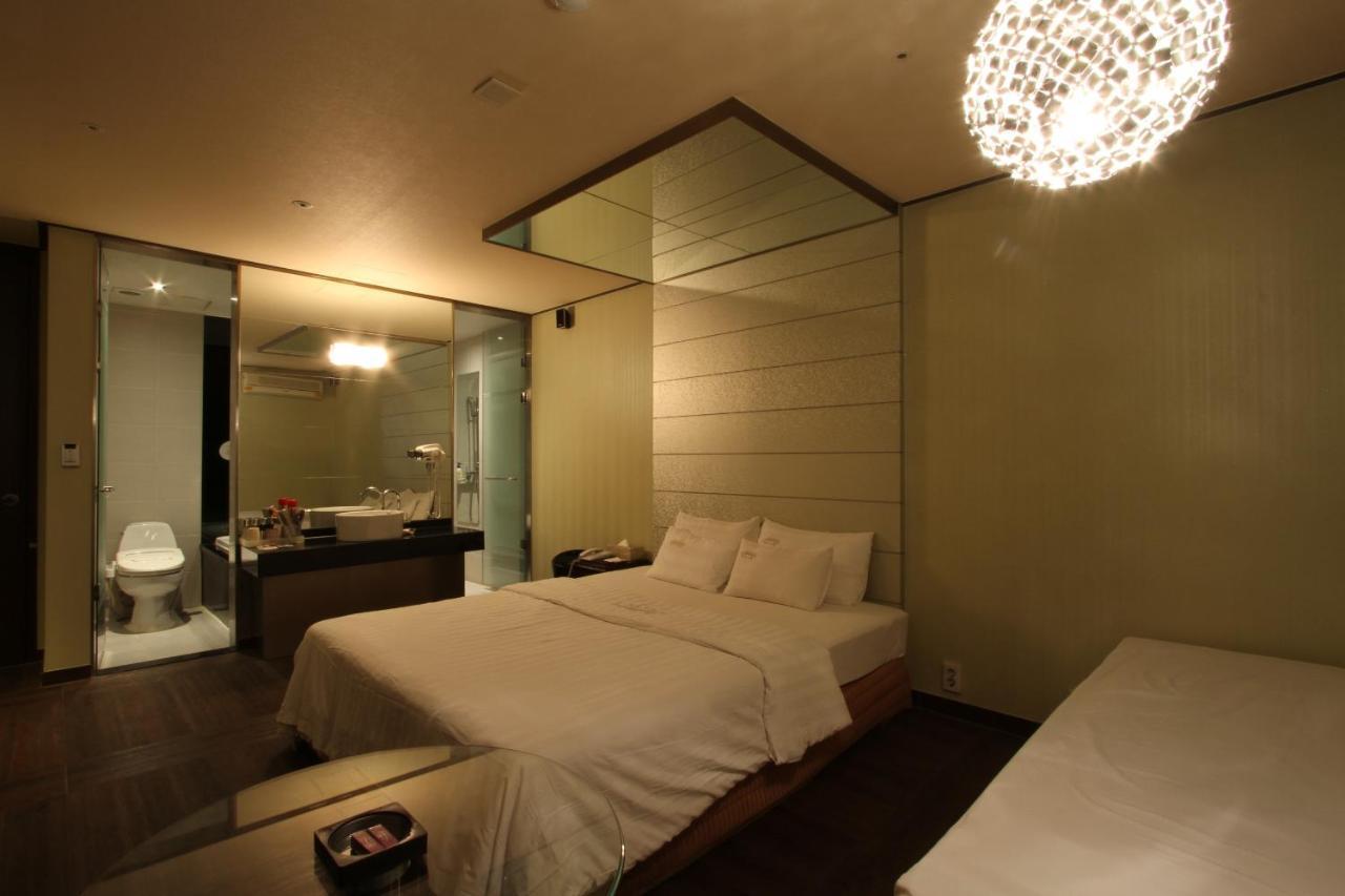 Lone Star Seoul