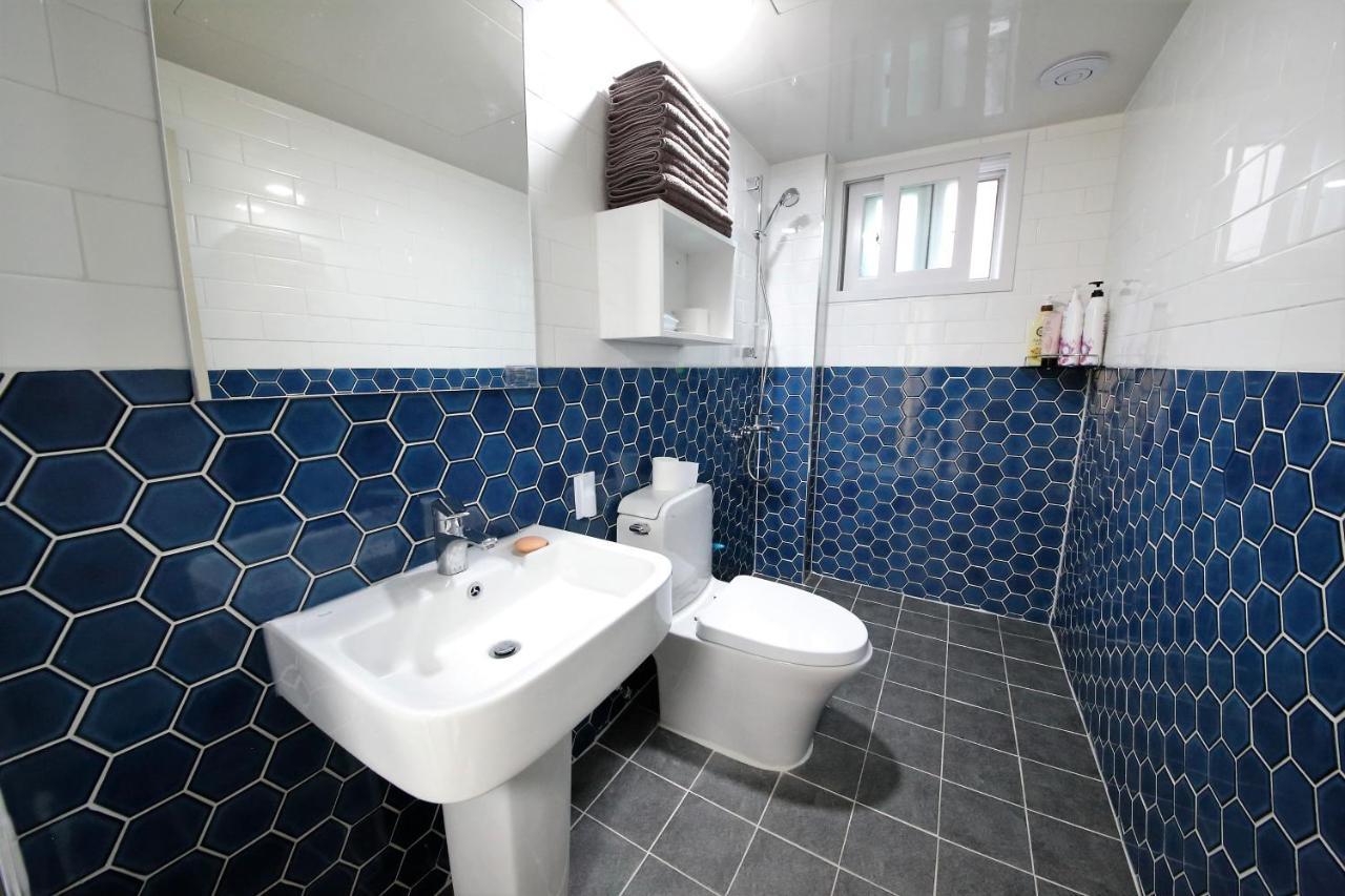 Zibro H Bed & Breakfast Seoul