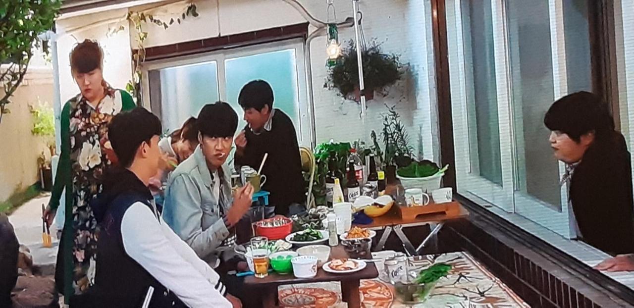 Birdsnest Hongdae Foreigner Only Hostel