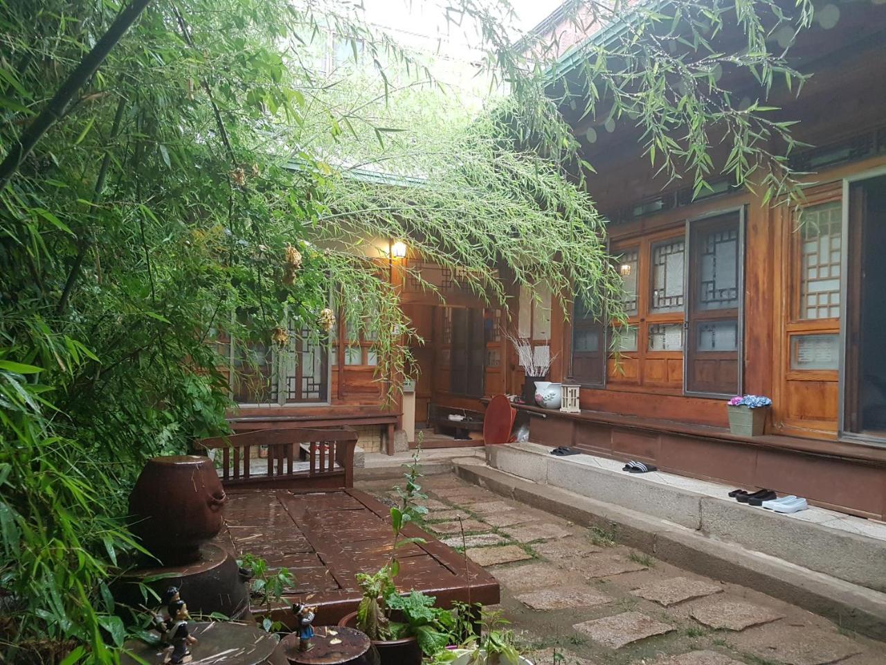 Gongsimga Hanok Guest house 2*