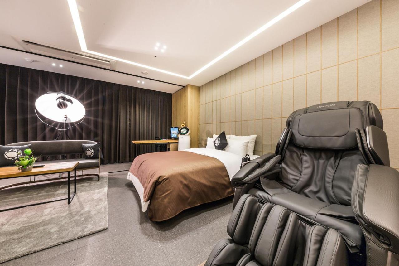 Cullinan Guro Motel 3*