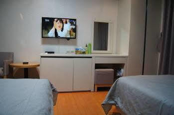 Hotel Gogoong 2*
