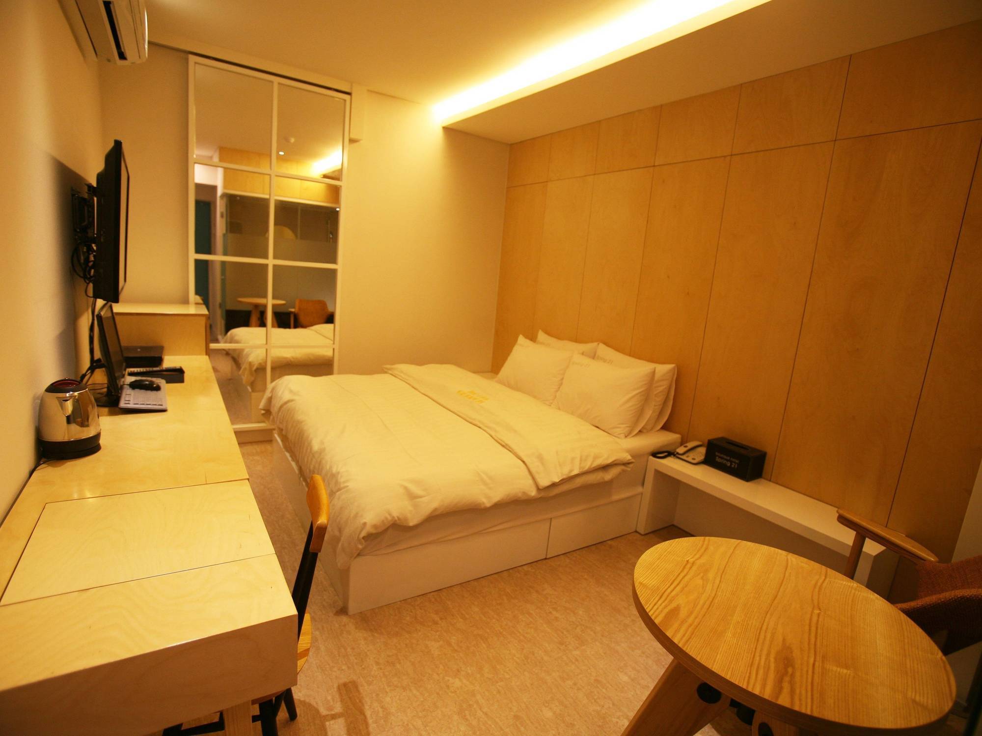 Spring 21 Sinchon * Seul