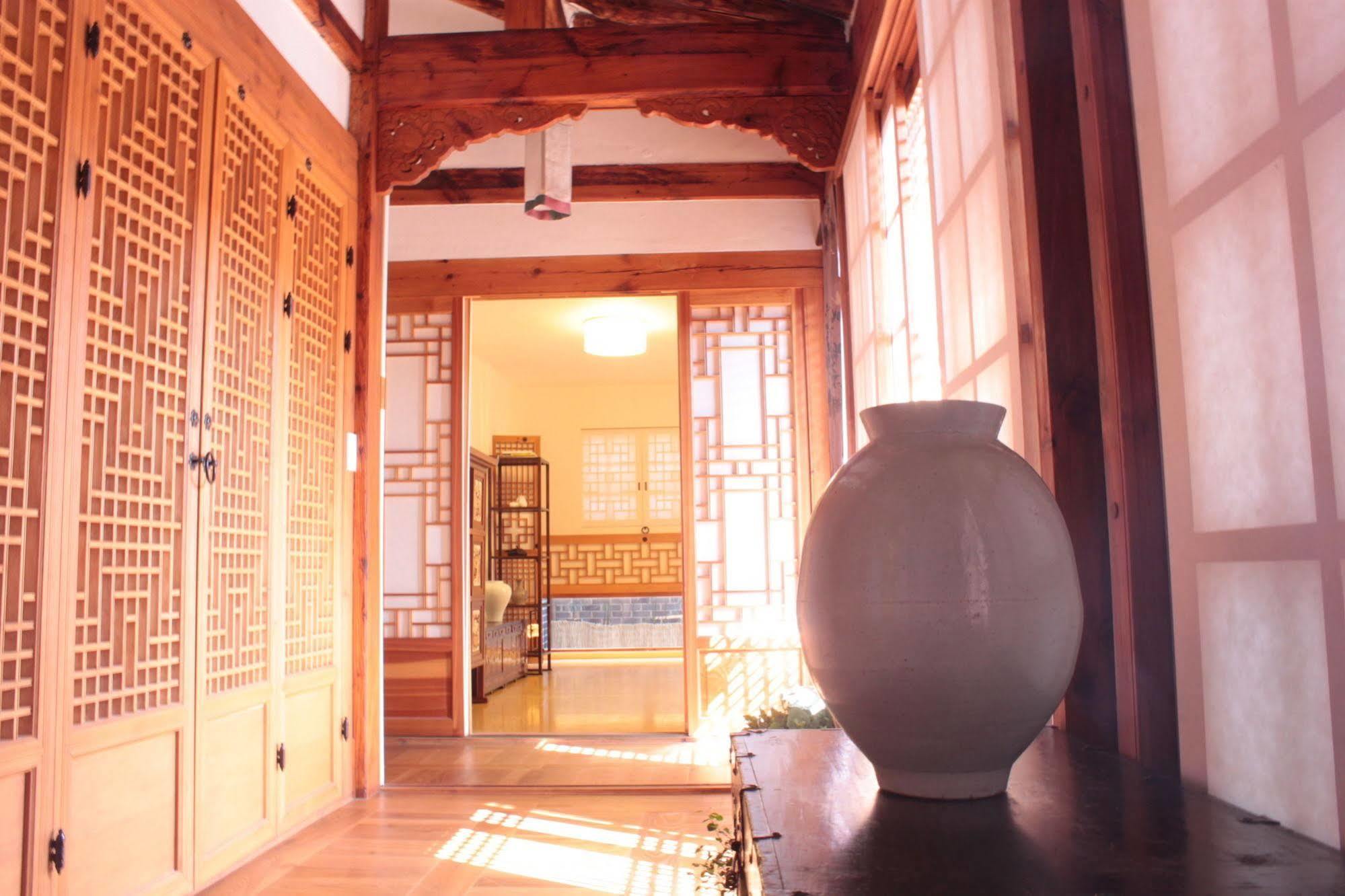 Hotel Chiwoonjung 2*
