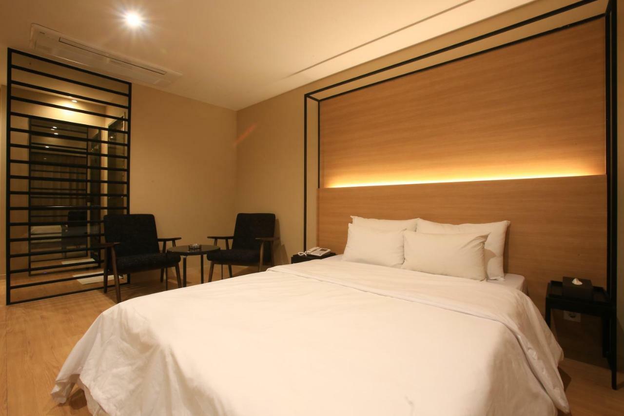 Yeoksam Star Premier Motel