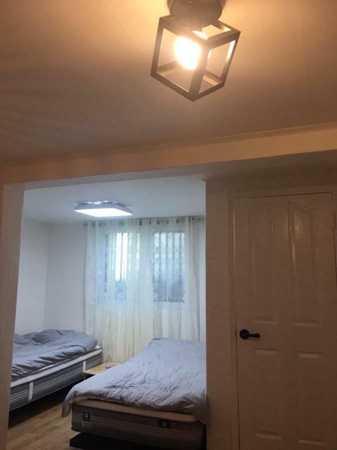 Guest house Nana House 2*