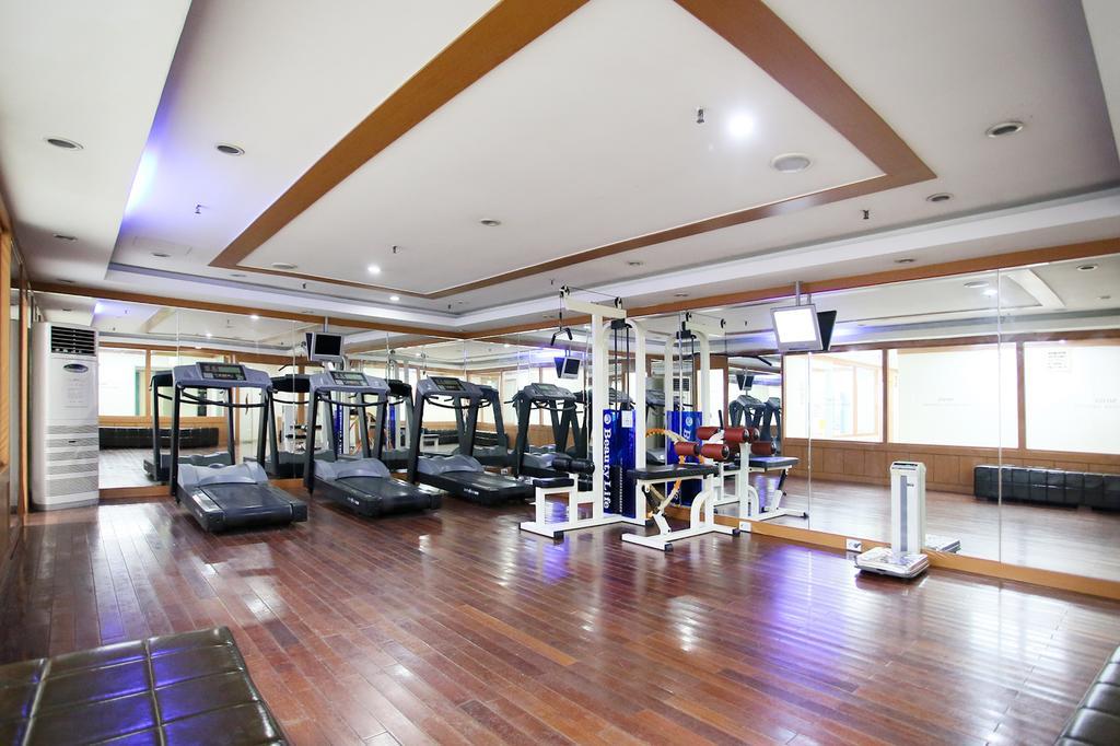 Gangnam Coop Apartment *