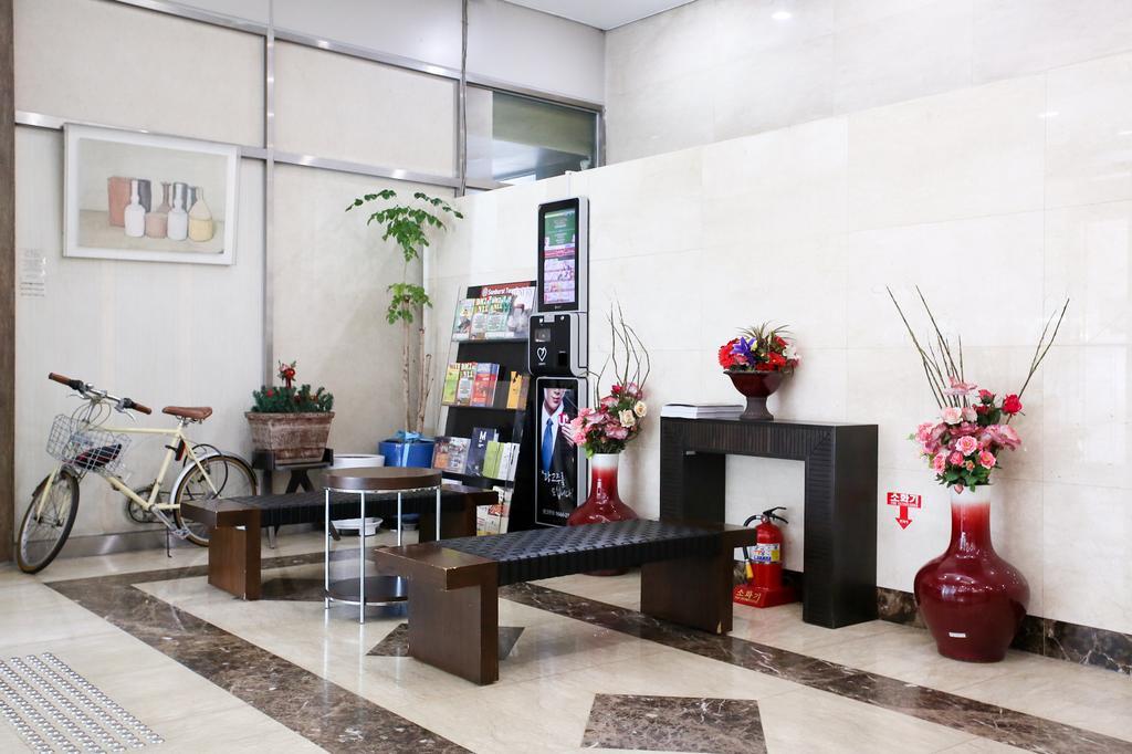 Gangnam Coop Apartment Seoul