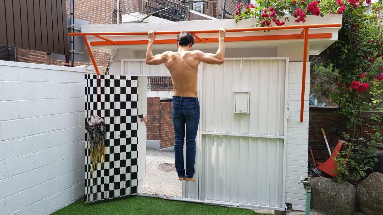 Time Traveler Relax Hongdae 2*
