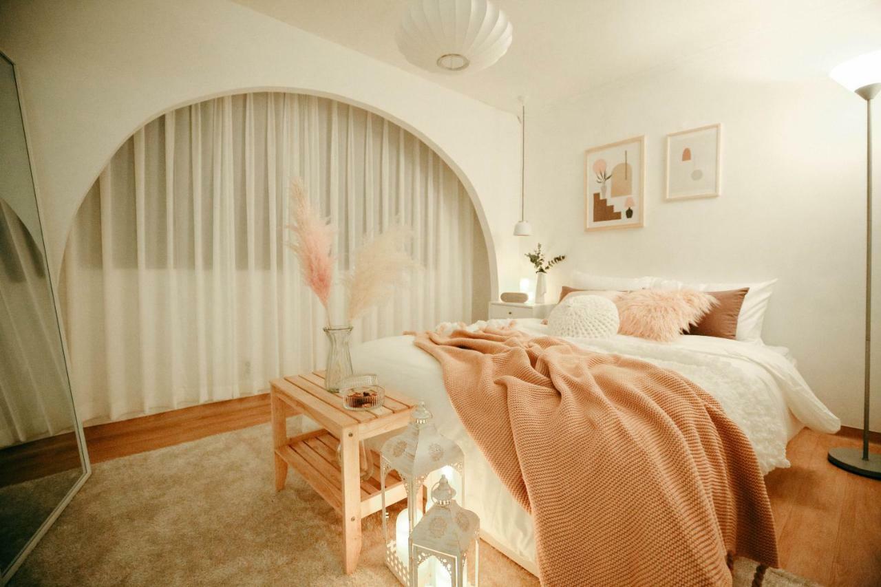 Pink House * Seoul