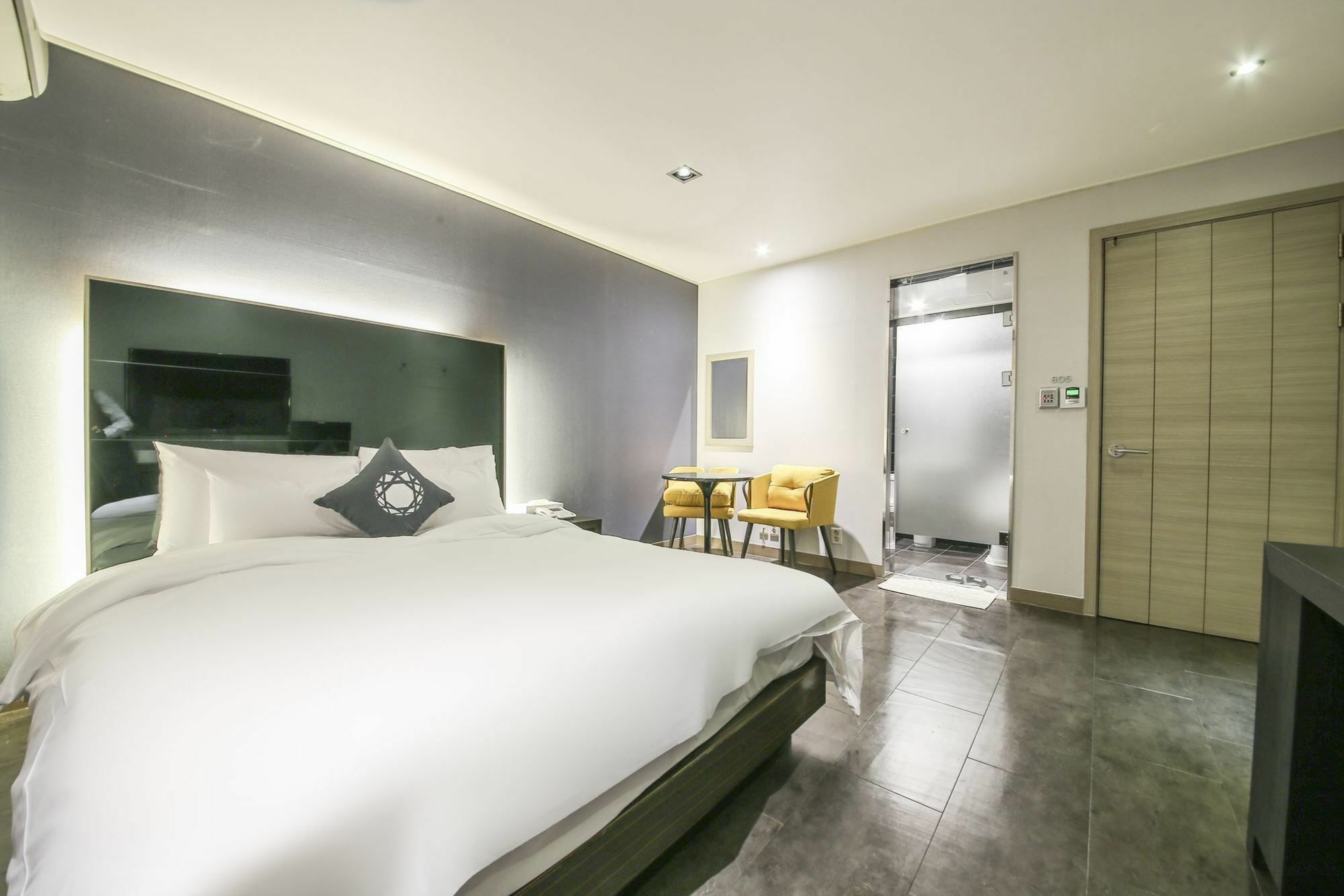 Cullinan Seocho Hotel