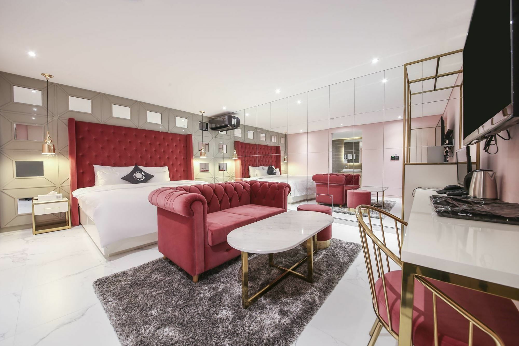 Cullinan Seocho 3*