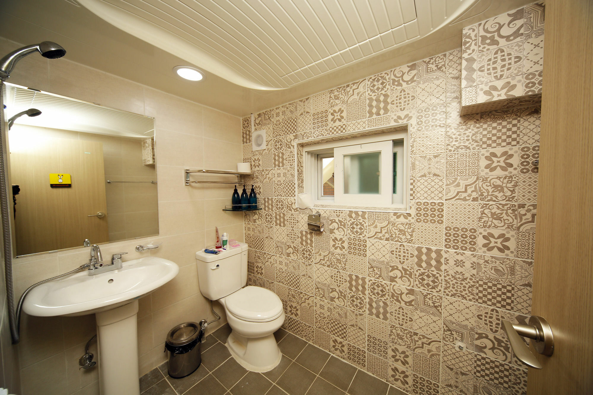 24 Guesthouse Seoul Cheongryangri 2* Seoul
