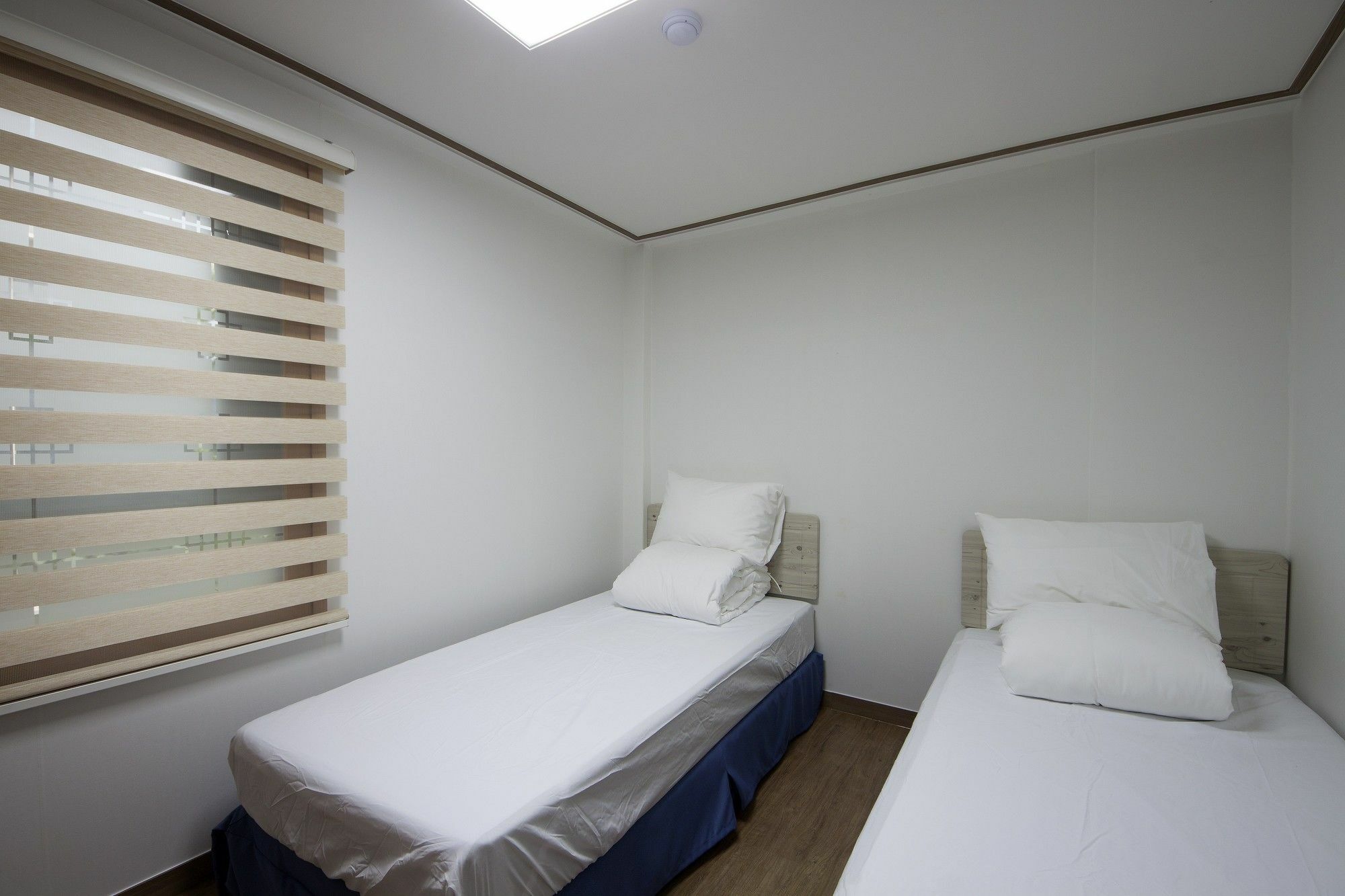 Guest house Charim 2*