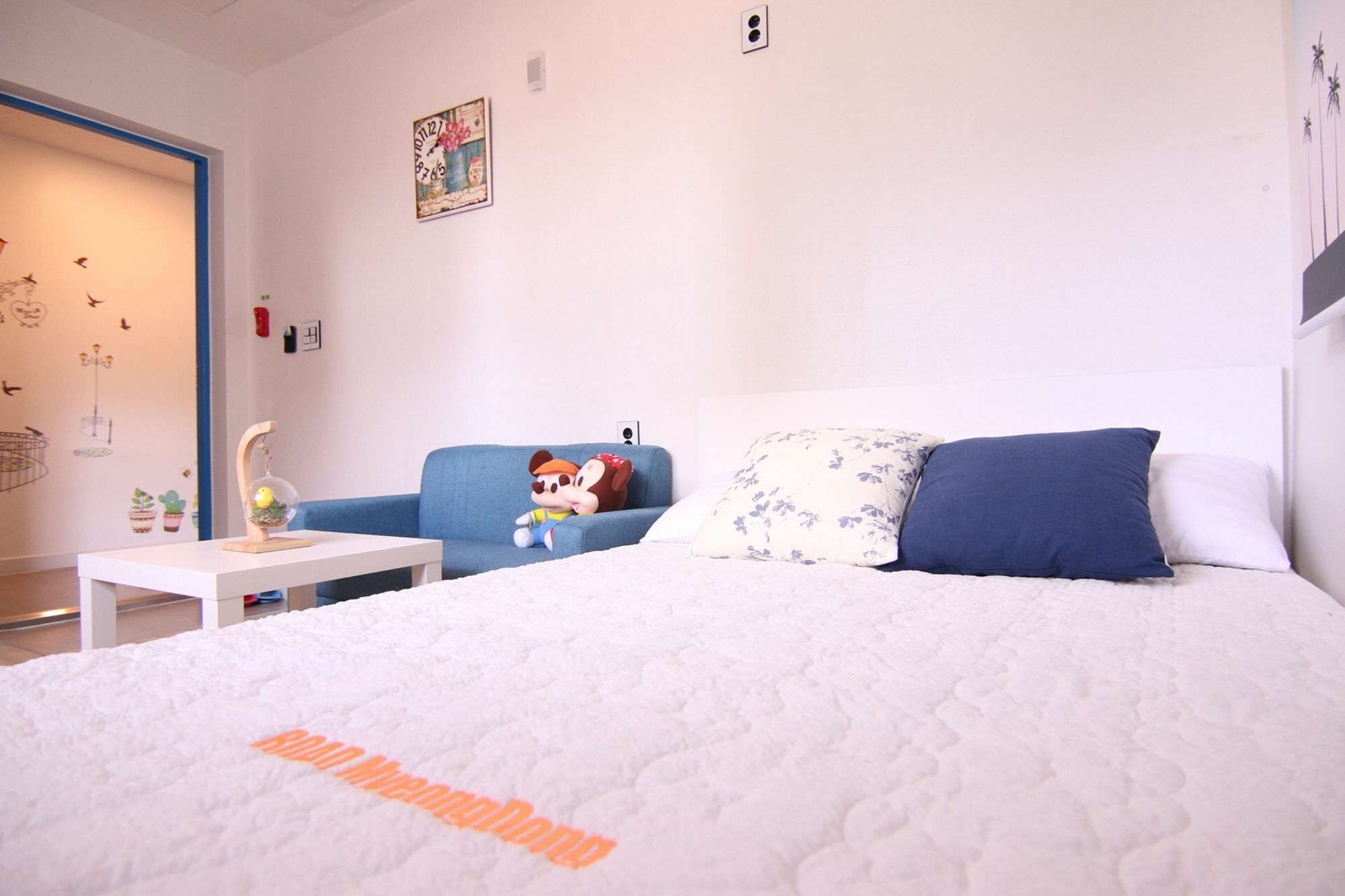 Road Myeongdong Guest house 2*