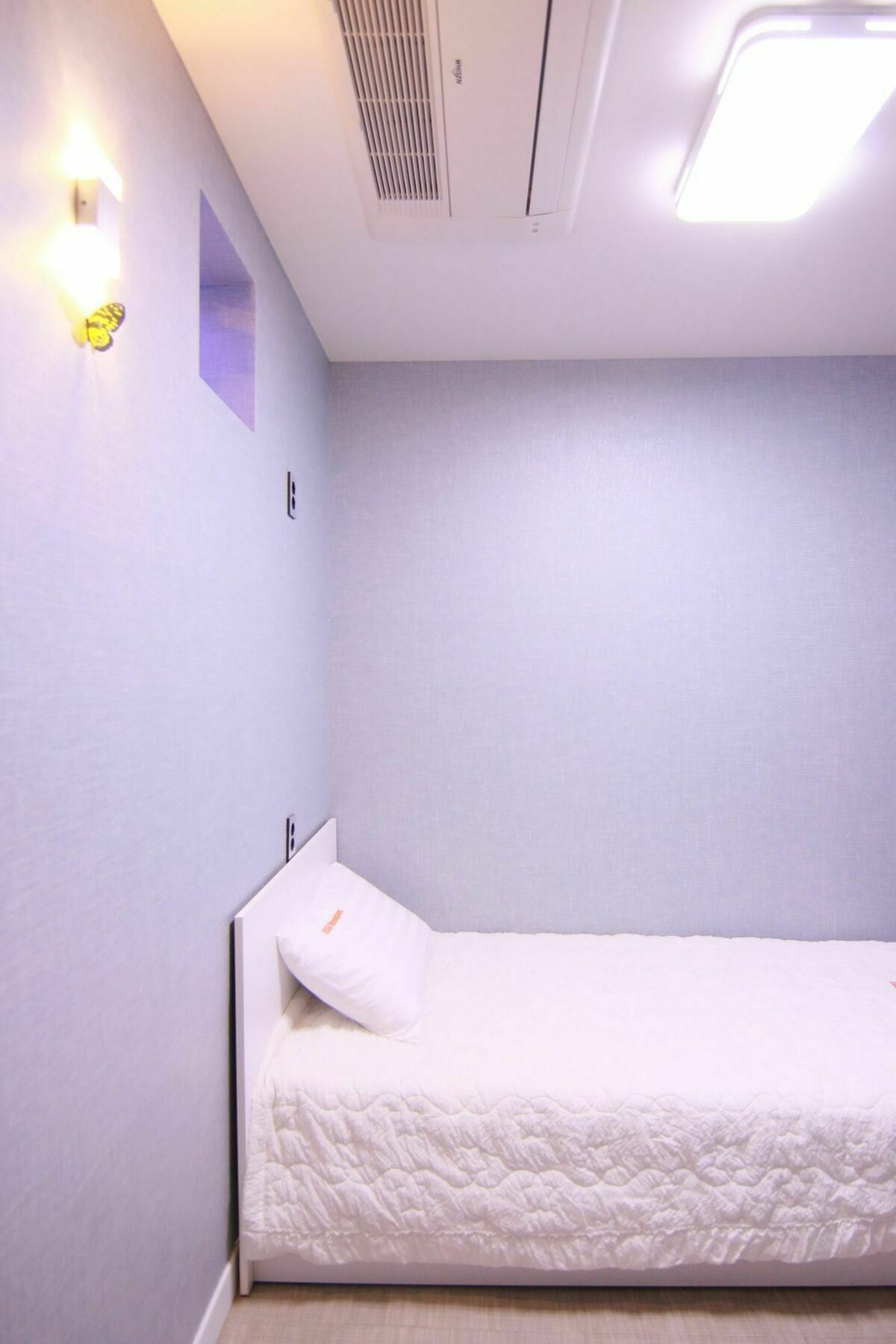 Road Myeongdong Guest house