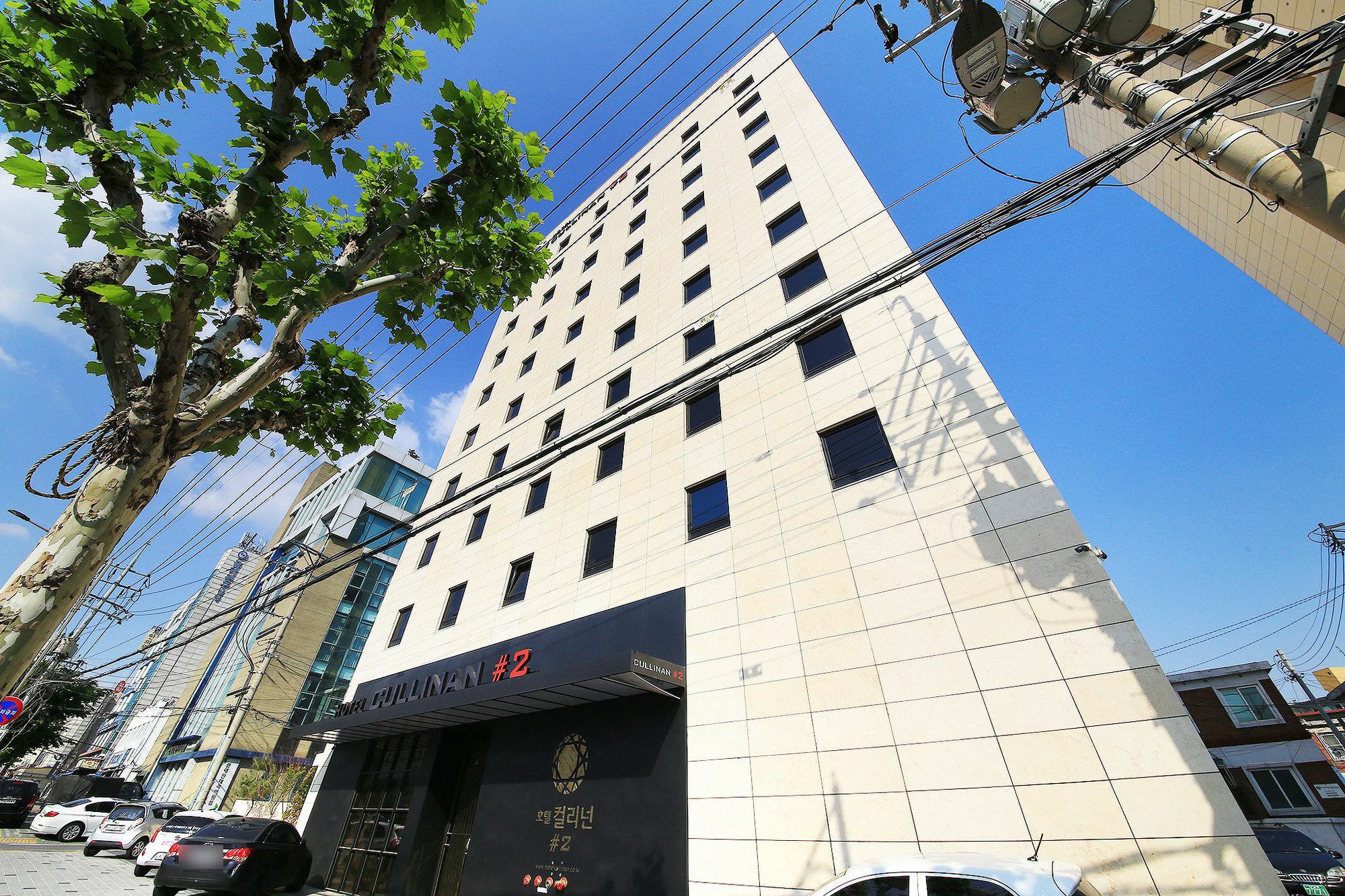 Cullinan 2 Geondae * Seoul