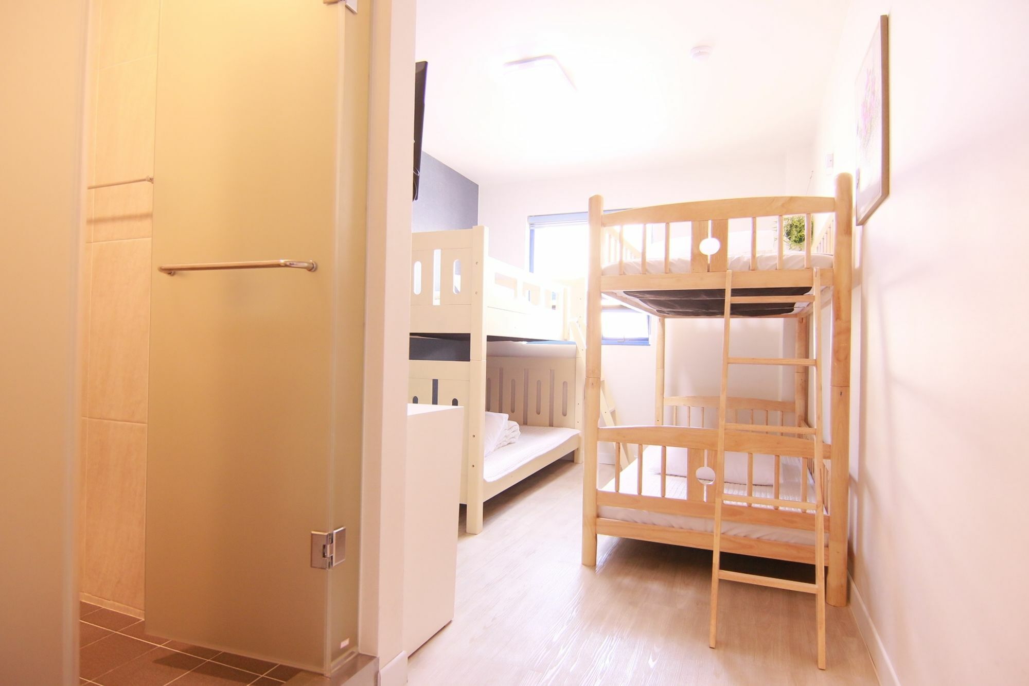Guest house Road Myeongdong 2*
