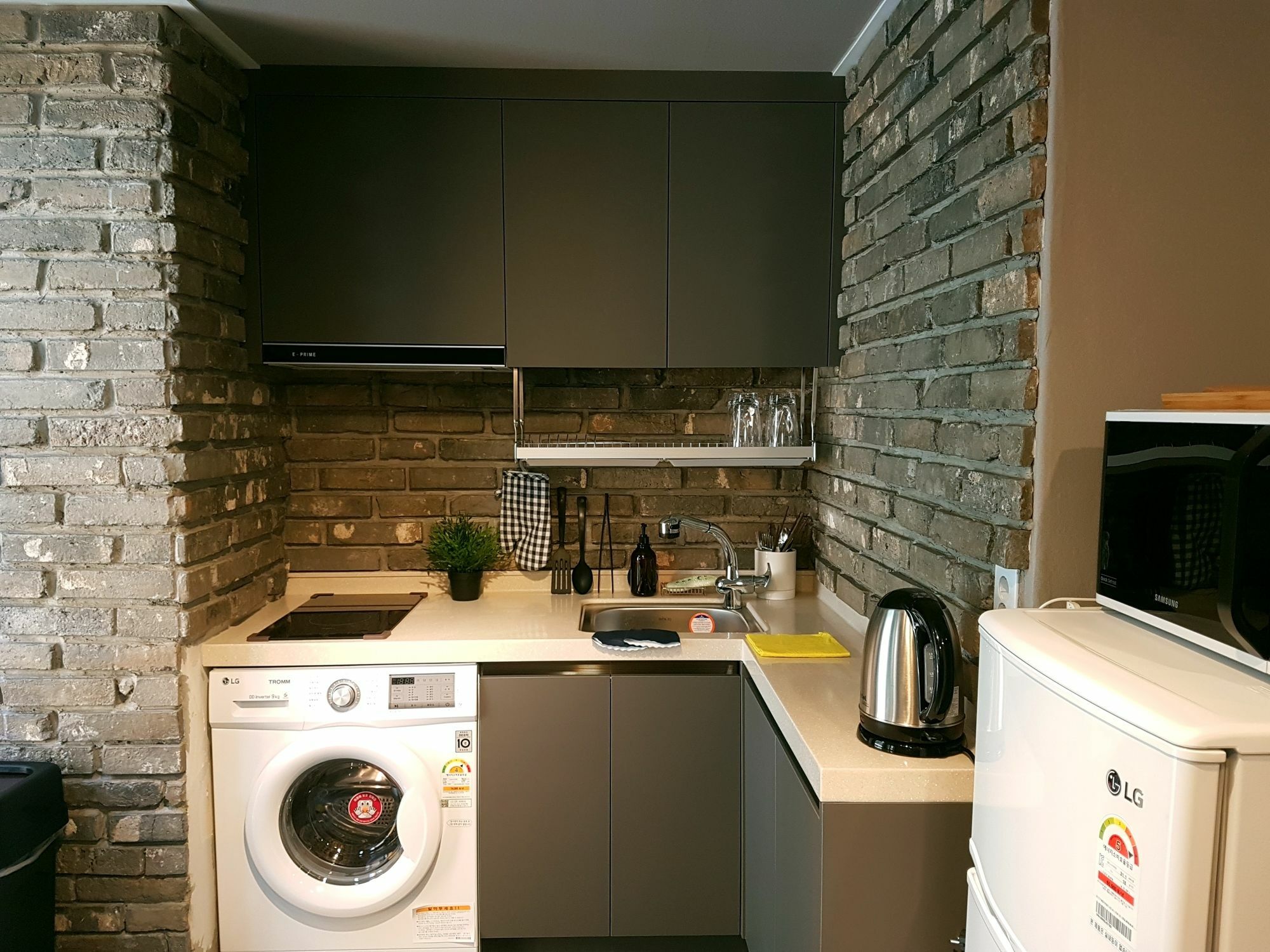 Takustay Sinchon Hotel