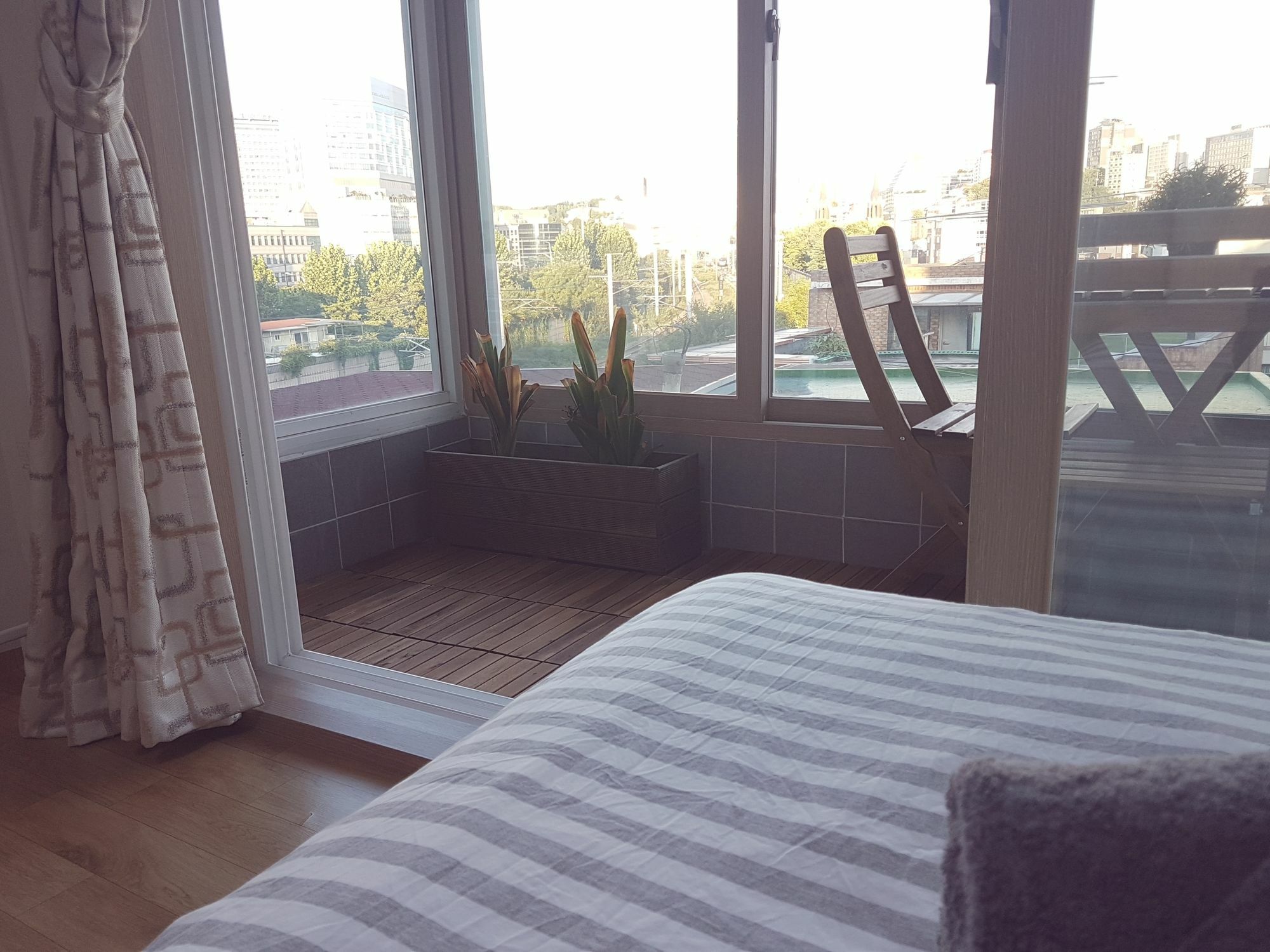 Hotel Takustay Sinchon