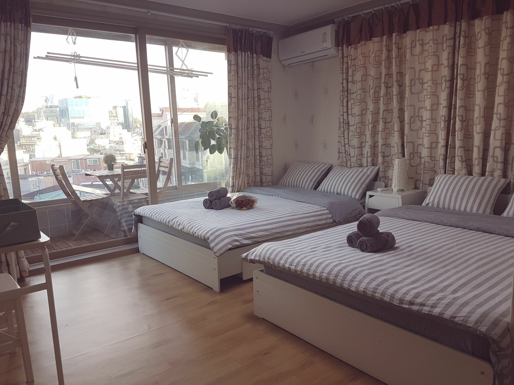 Hotel Takustay Sinchon