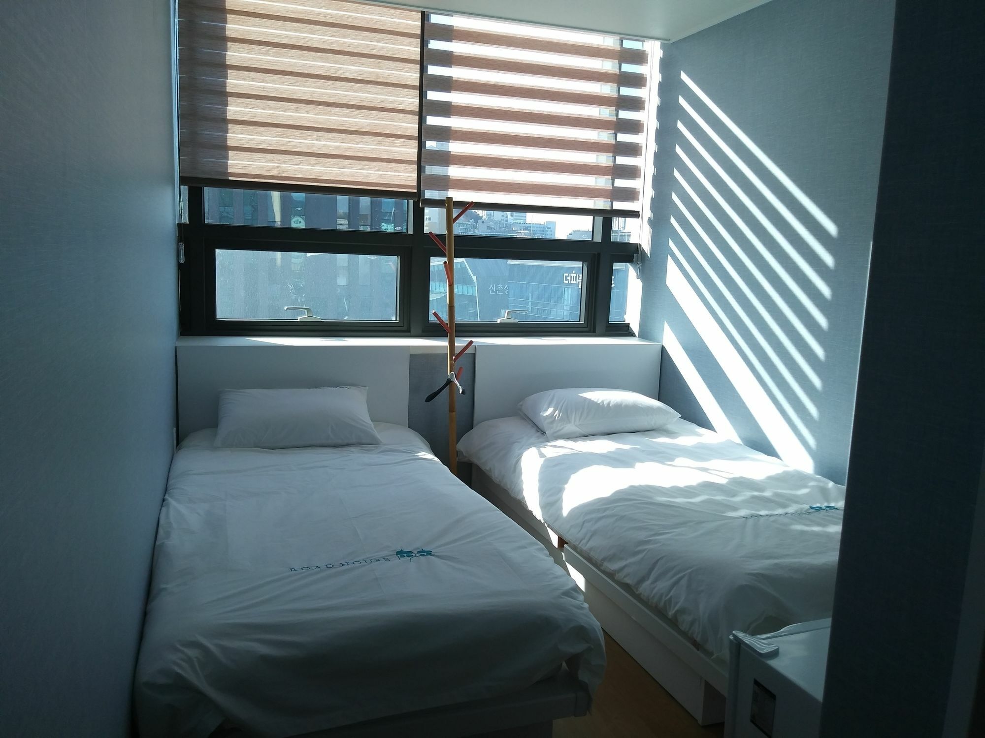 Guest house Roadhouse Hongdae Shinchon 3*