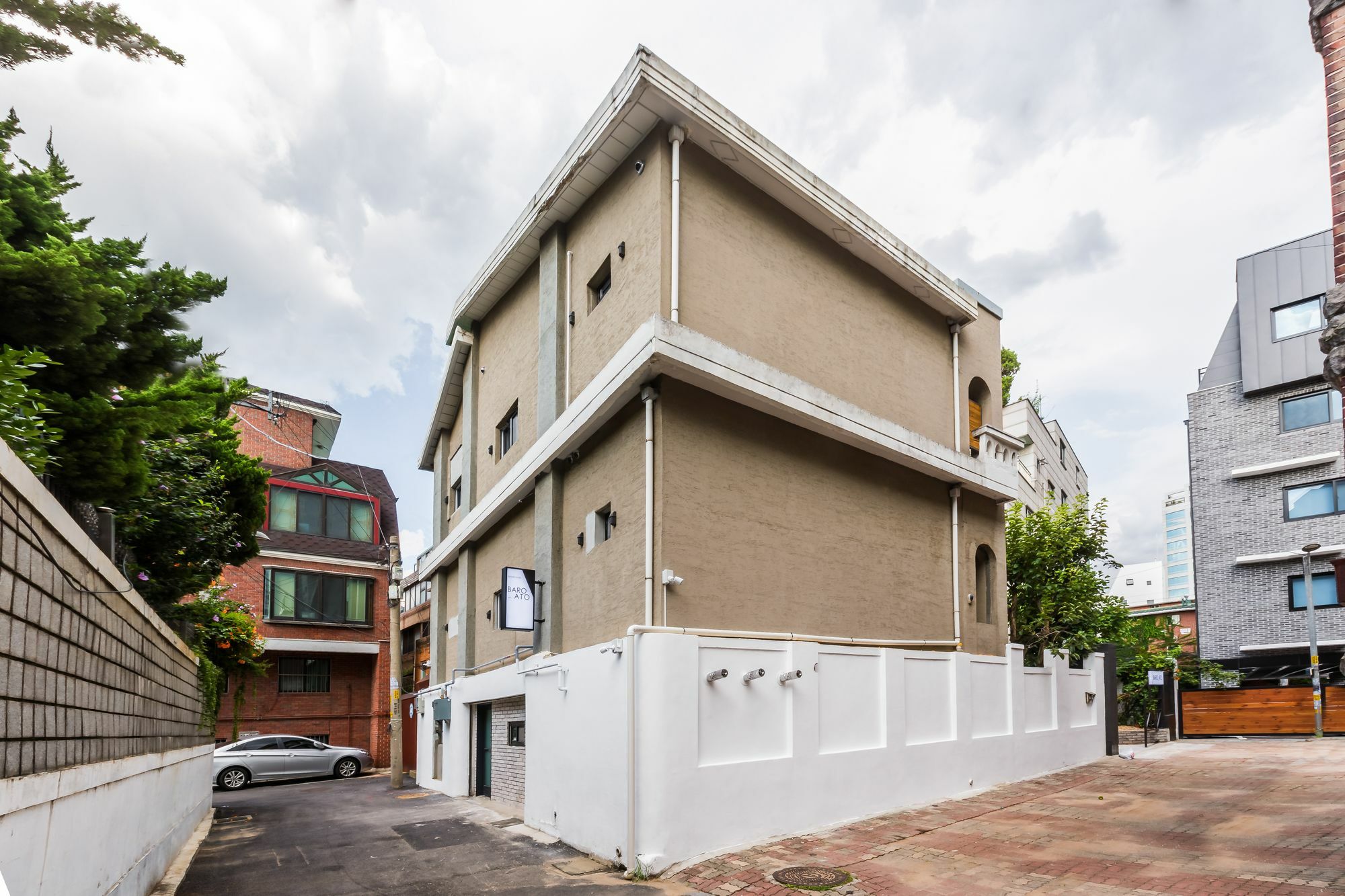 Baroato 2nd Rumah tetamu 2*
