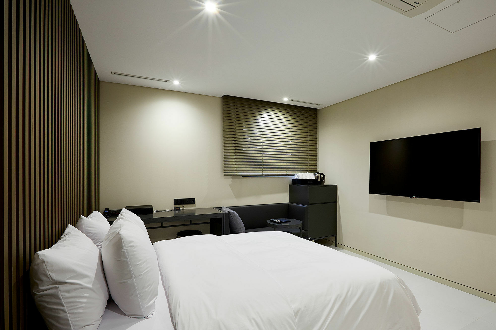 Hotel The Artist Yeoksam Motel 2*