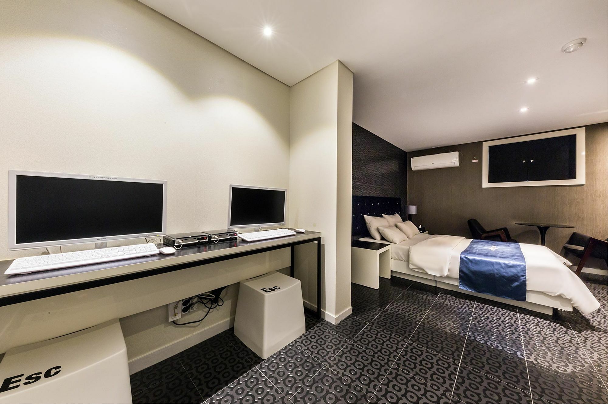 Cheonho The Blue Hotel