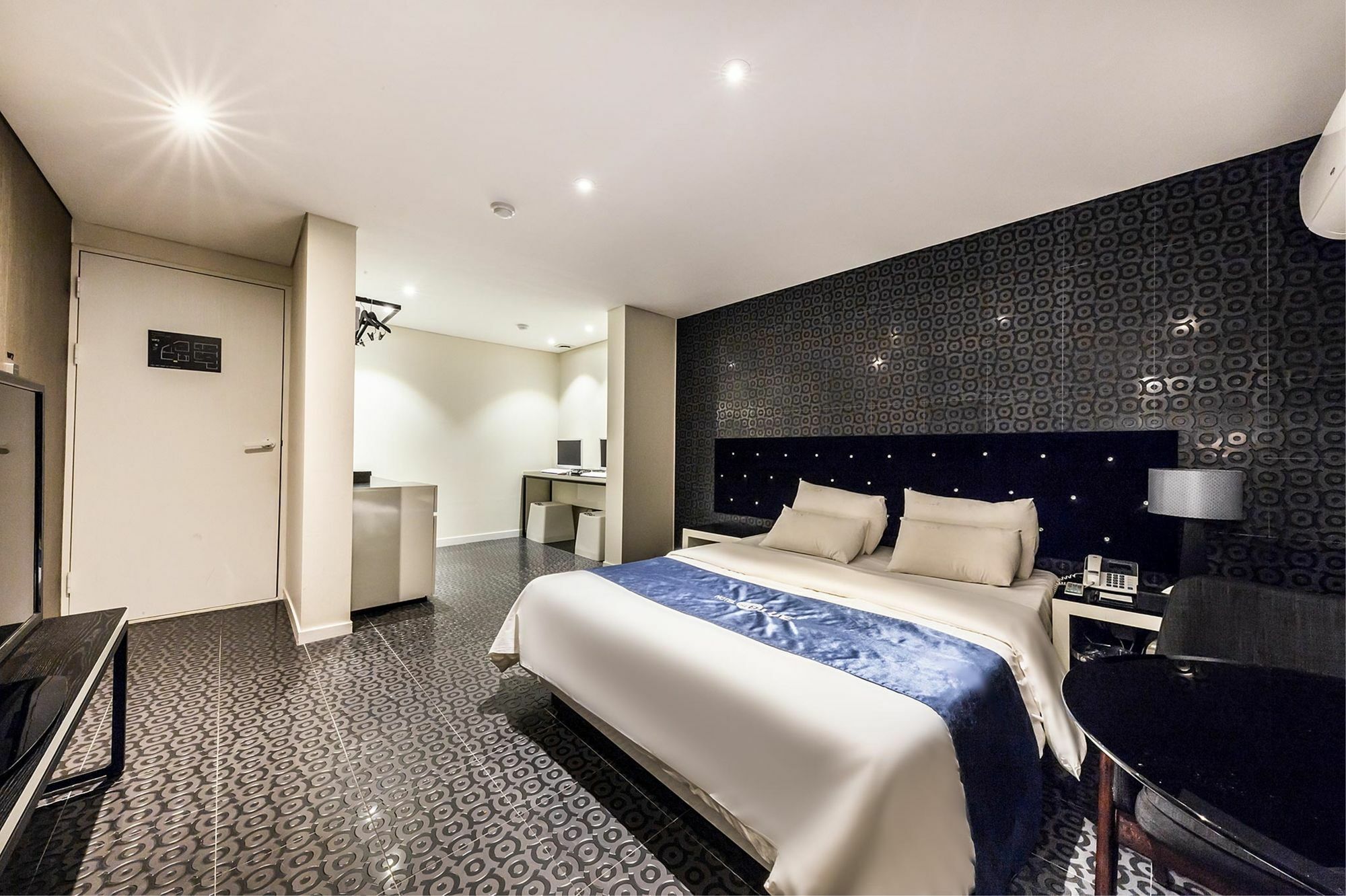 Hotel Cheonho The Blue