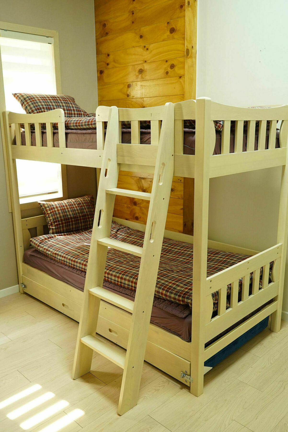 Guest house Yolo