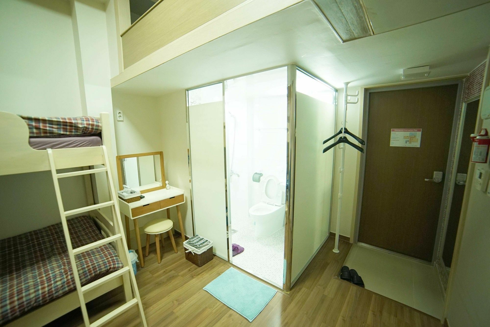 Yolo Guest house