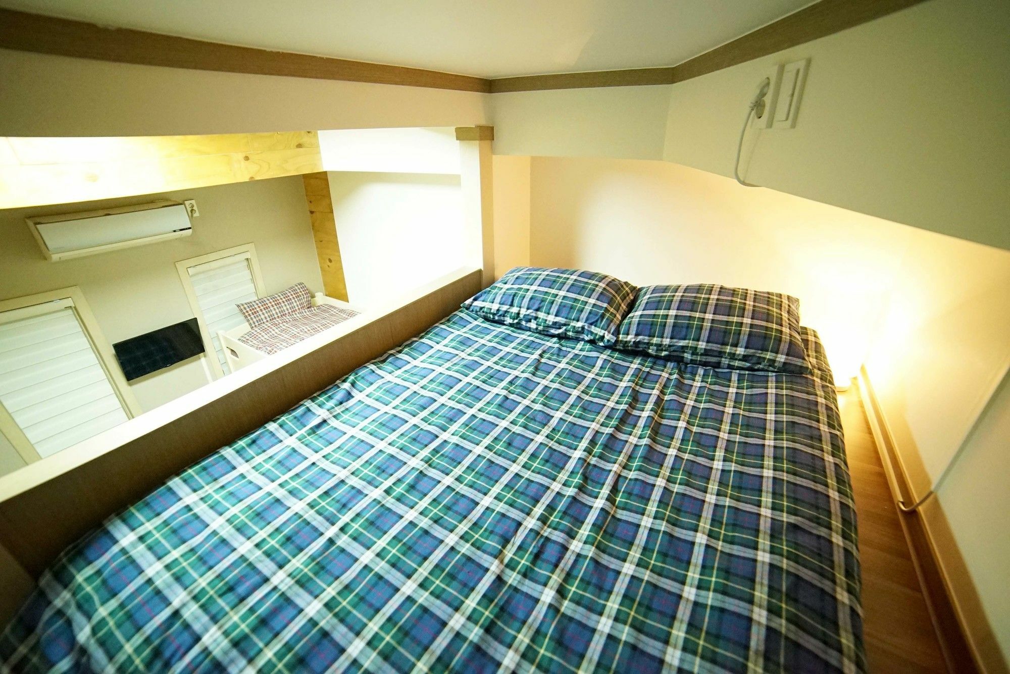 Yolo Guest house