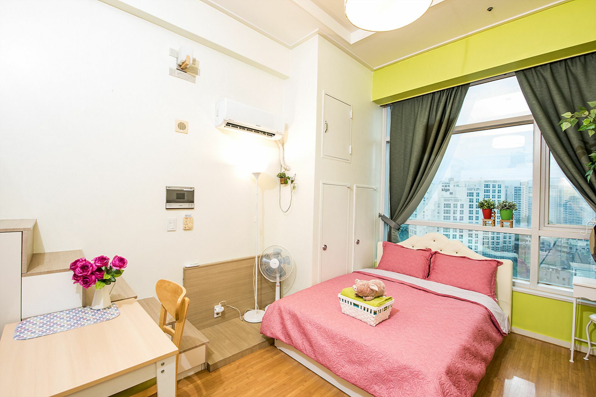 Station Joey House Apartment *