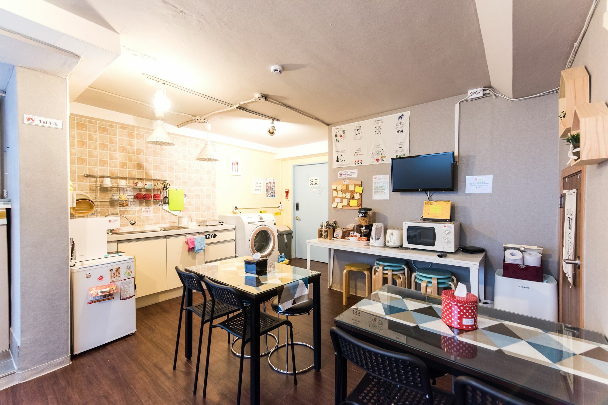 Hongdae Style Guest house 2*