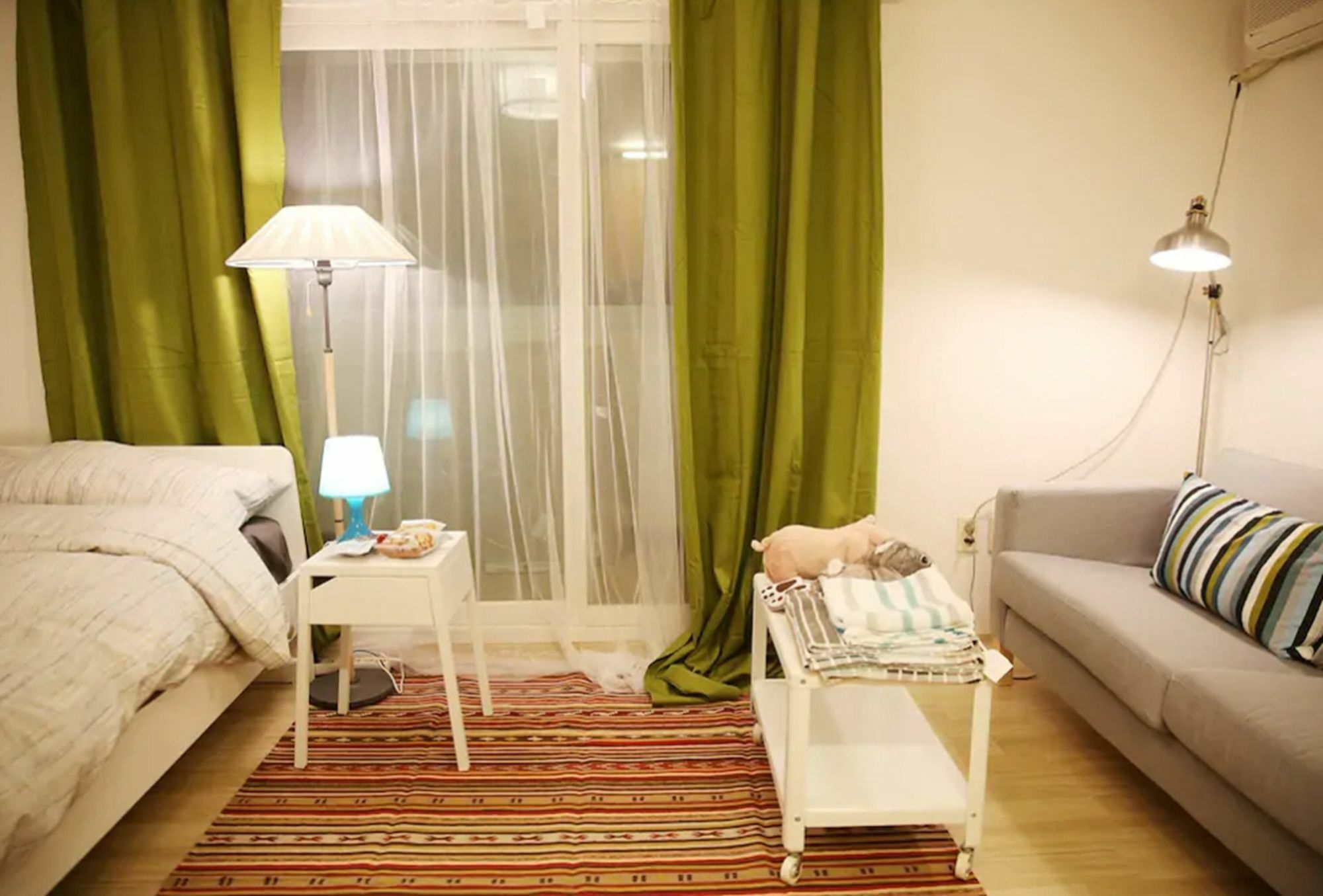 Jj's In Hongdae Apartment *