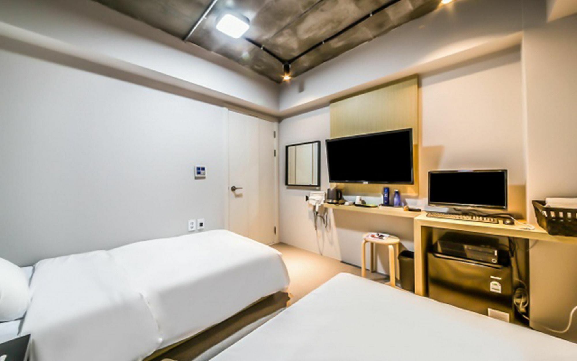 Junoh Hotel