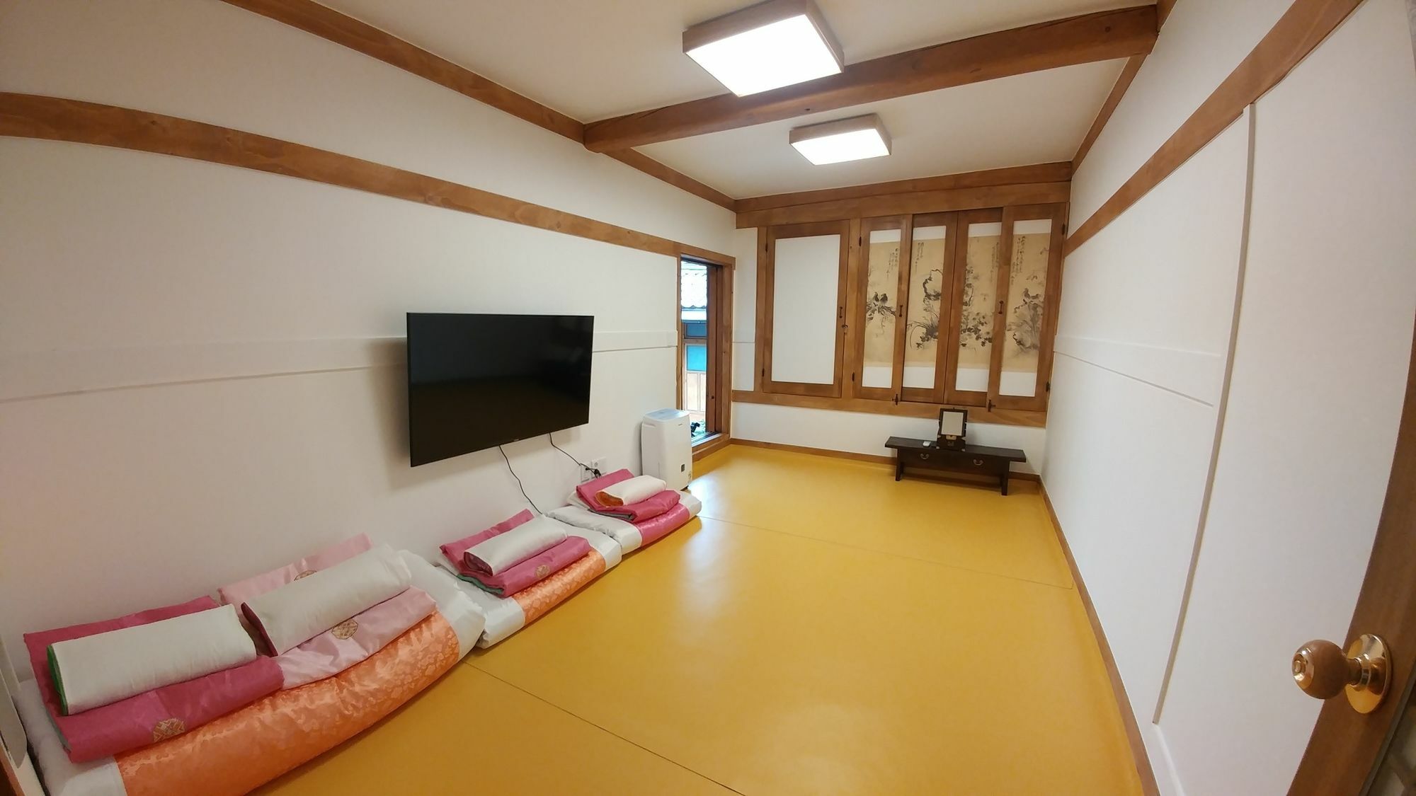 Bukchon Hyosunjae 2*