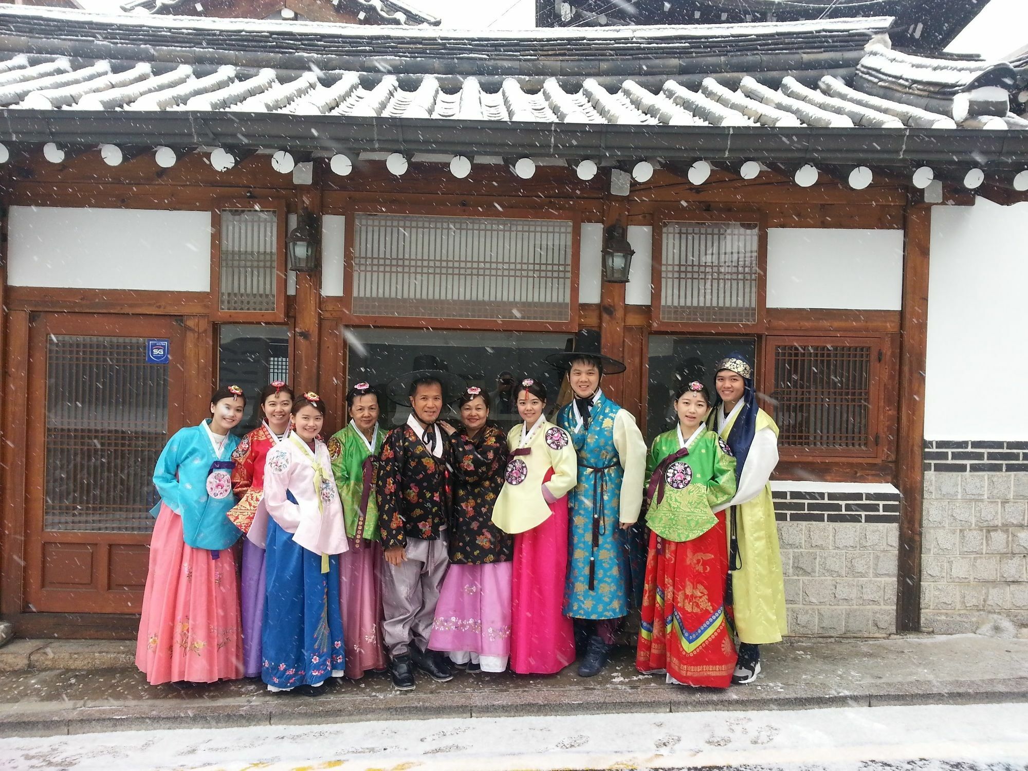 Bukchonmaru Hanok Guest house 2*