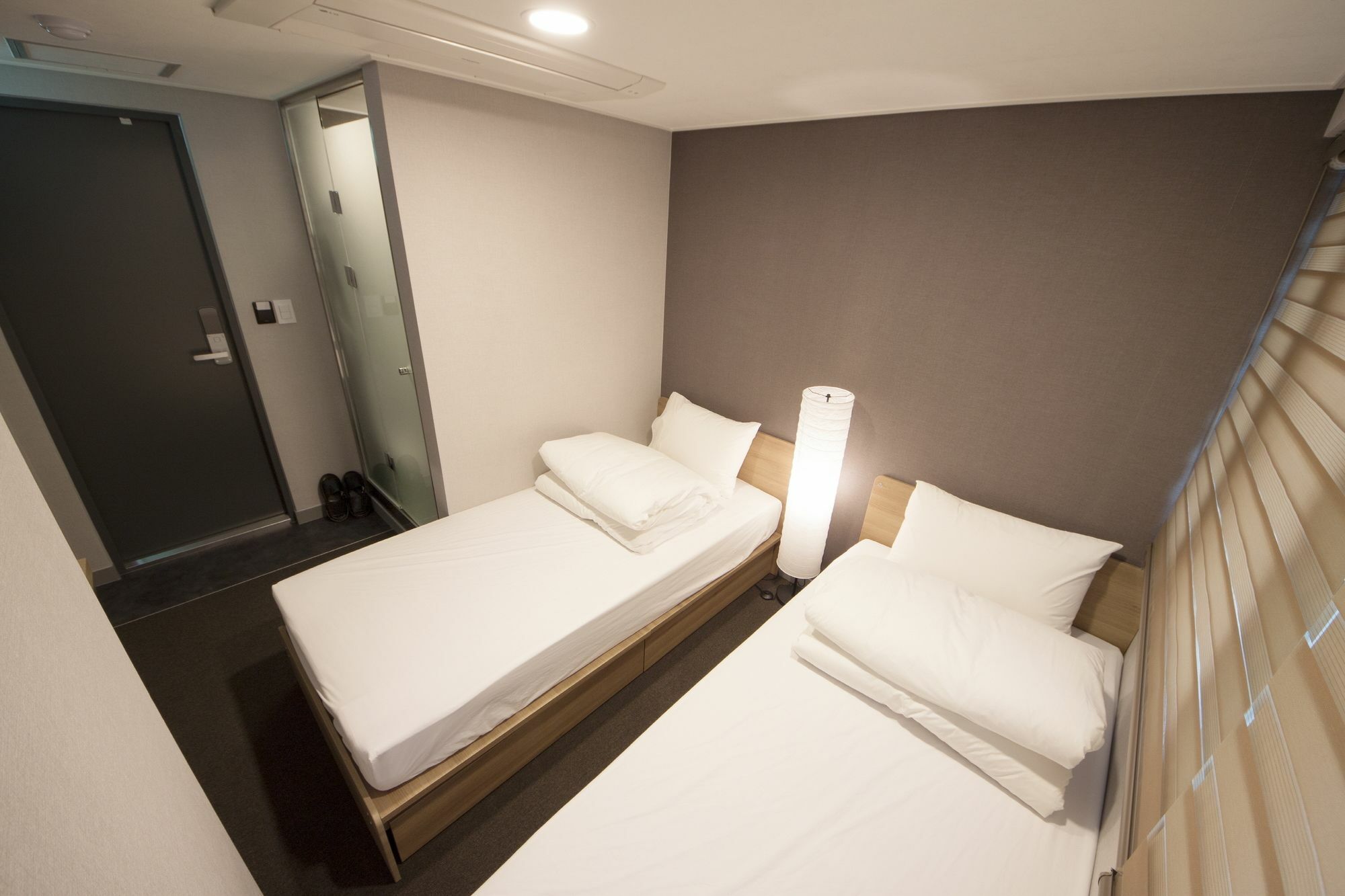 Blue Mountain Myeong-dong Guest house 3*