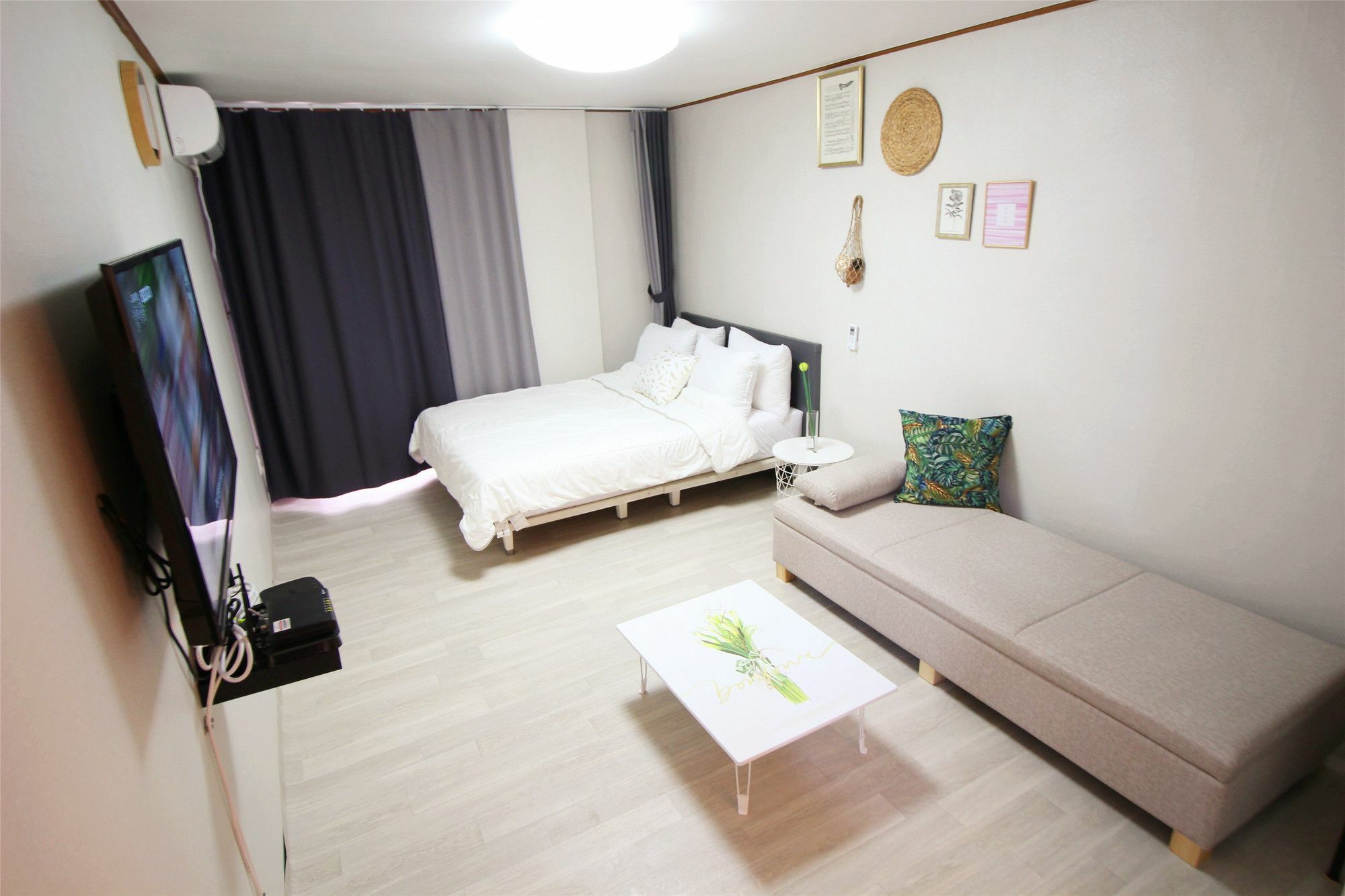 Hongdae Big 2 Apartment